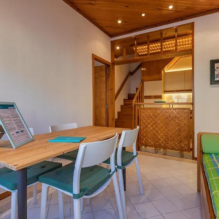 Lovesome In By Lovelystay