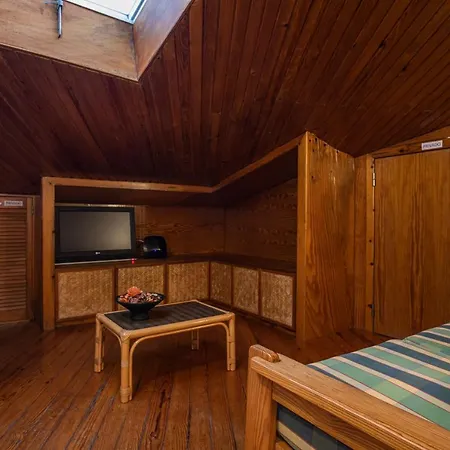 Lovesome In By Lovelystay *